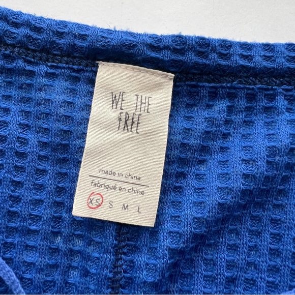 Free People We The Free Royal Blue Thermal Knit Dahlia Oversized Boho Top - Picture 5 of 6